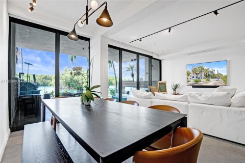 Купить кондоминиум в Санни-Айлс-Бич, Флорида 4 спальни, № 1990261 - фото 13