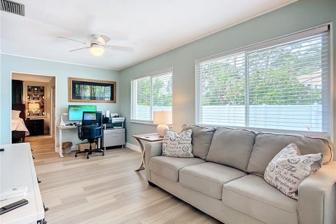 House in Sarasota, Florida 2 bedrooms, 138.05 sq.m. № 1824203 - photo 19
