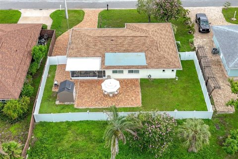 House in Sarasota, Florida 2 bedrooms, 138.05 sq.m. № 1824203 - photo 28