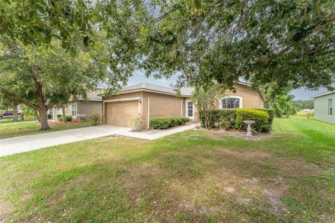 House in Lakeland, Florida 3 bedrooms, 143.35 sq.m. № 1761169 - photo 2