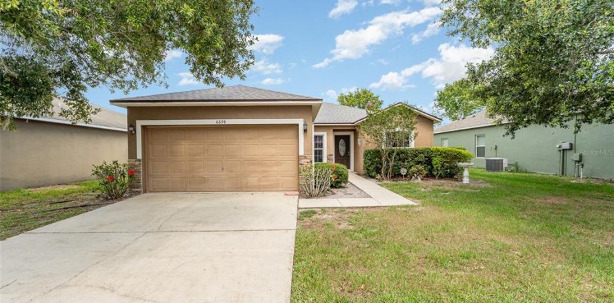 House in Lakeland, Florida 3 bedrooms, 143.35 sq.m. № 1761169