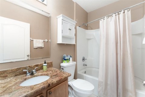 House in Lakeland, Florida 3 bedrooms, 143.35 sq.m. № 1761169 - photo 23