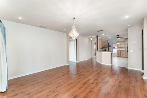 House in Lakeland, Florida 3 bedrooms, 143.35 sq.m. № 1761169 - photo 7