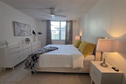 Copropriété à vendre à Lauderdale Lakes, Floride: 1 chambre, 65.5 m2 № 2265132 - photo 24