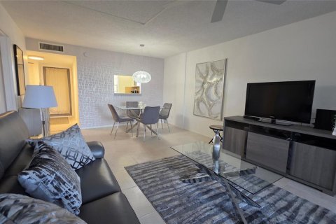 Copropriété à vendre à Lauderdale Lakes, Floride: 1 chambre, 65.5 m2 № 2265132 - photo 22
