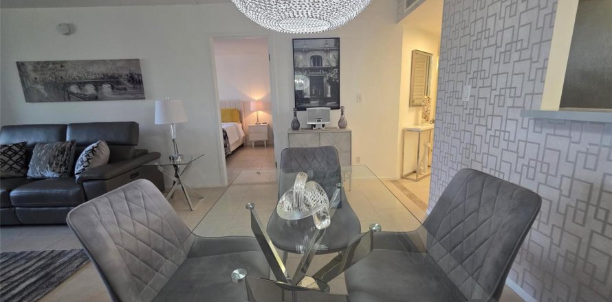 Condo à Lauderdale Lakes, Floride, 1 chambre № 2265132