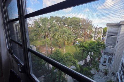 Copropriété à vendre à Lauderdale Lakes, Floride: 1 chambre, 65.5 m2 № 2265132 - photo 20