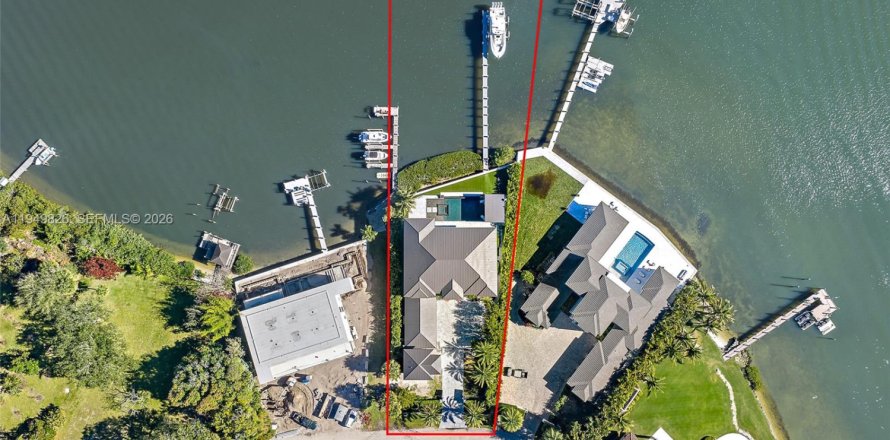 Дом в Юпитер, Флорида 9 комнат, 575.44м2 № 2005564