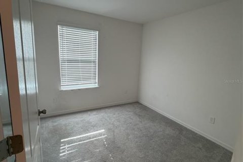 Touwnhouse à vendre à Tampa, Floride: 3 chambres, 151.9 m2 № 2234257 - photo 18