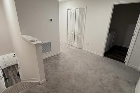 Touwnhouse à vendre à Tampa, Floride: 3 chambres, 151.9 m2 № 2234257 - photo 11