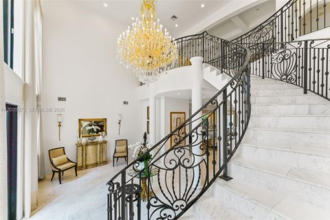 Villa ou maison à vendre à Miami, Floride: 5 chambres, 524.62 m2 № 2270088 - photo 24