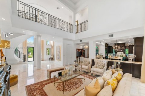 Villa ou maison à vendre à Miami, Floride: 5 chambres, 524.62 m2 № 2270088 - photo 10
