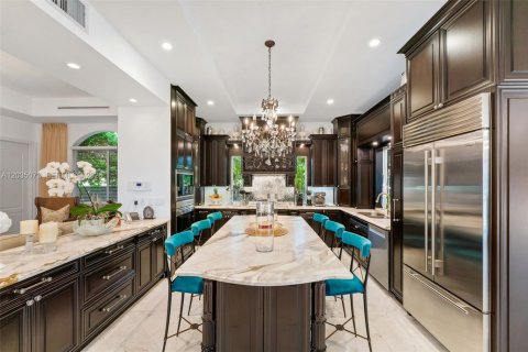 Villa ou maison à vendre à Miami, Floride: 5 chambres, 524.62 m2 № 2270088 - photo 14
