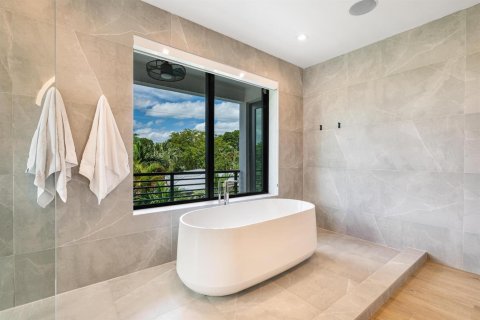 House in Fort Lauderdale, Florida 4 bedrooms, 376.35 sq.m. № 2088073 - photo 15