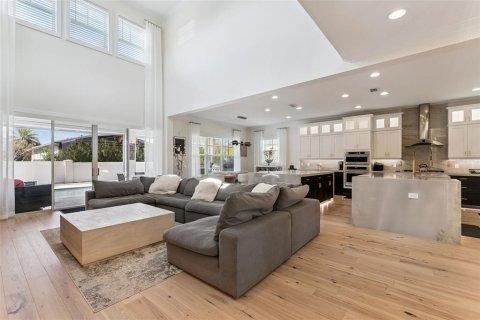 Villa ou maison à vendre à Orlando, Floride: 4 chambres, 441.38 m2 № 2167425 - photo 9