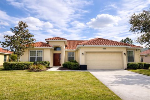 Casa en Davenport, Florida 5 dormitorios, 259.94 m2 № 2105982