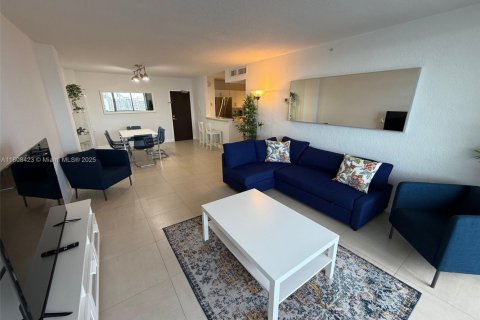 Condominio en alquiler en Miami Beach, Florida, 2 dormitorios, 98.66 m2 № 1746042 - foto 5