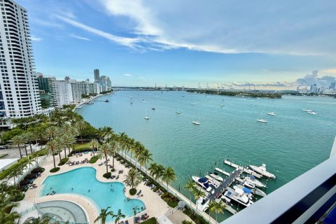 Condominio en alquiler en Miami Beach, Florida, 2 dormitorios, 98.66 m2 № 1746042 - foto 4