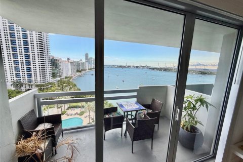 Condominio en alquiler en Miami Beach, Florida, 2 dormitorios, 98.66 m2 № 1746042 - foto 2