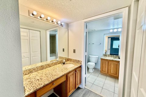 Condo in Port St. Lucie, Florida, 2 bedrooms  № 2082922 - photo 13
