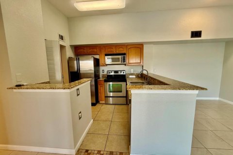 Condo in Port St. Lucie, Florida, 2 bedrooms  № 2082922 - photo 6