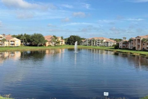 Condo in Port St. Lucie, Florida, 2 bedrooms  № 2082922 - photo 3