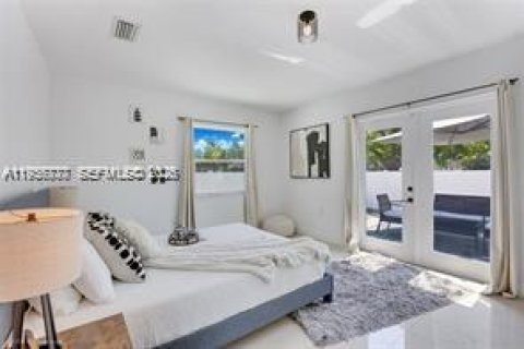 Villa ou maison à vendre à Dania Beach, Floride: 3 chambres, 127.74 m2 № 2011709 - photo 7