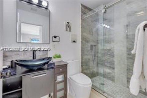 Villa ou maison à vendre à Dania Beach, Floride: 3 chambres, 127.74 m2 № 2011709 - photo 9