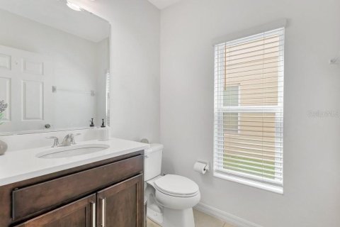 Casa en venta en Kissimmee, Florida, 4 dormitorios, 275.27 m2 № 2428714 - foto 22