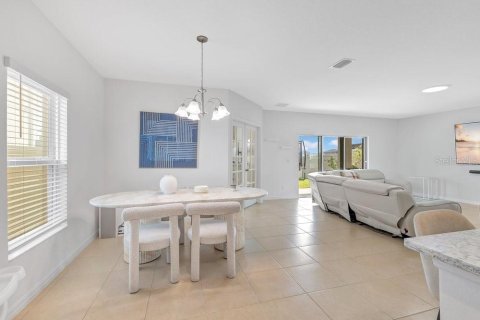 Casa en venta en Kissimmee, Florida, 4 dormitorios, 275.27 m2 № 2428714 - foto 10