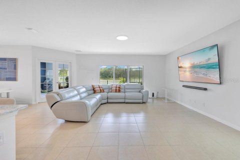 Casa en venta en Kissimmee, Florida, 4 dormitorios, 275.27 m2 № 2428714 - foto 8