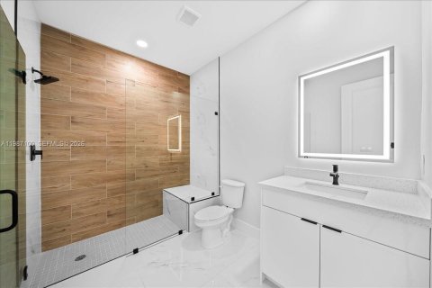 Commercial property in Cape Coral, Florida 222.97 sq.m. № 2057879 - photo 8