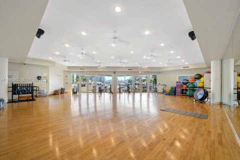 Condo in Aventura, Florida, 3 bedrooms  № 2002970 - photo 22