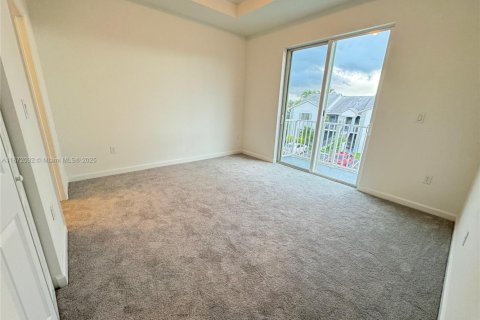 Touwnhouse à louer à Homestead, Floride: 3 chambres, 157.38 m2 № 1922613 - photo 8