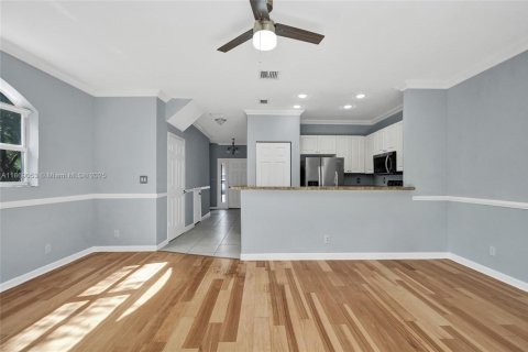 Touwnhouse à louer à Coral Springs, Floride: 3 chambres, 116.13 m2 № 1922993 - photo 8