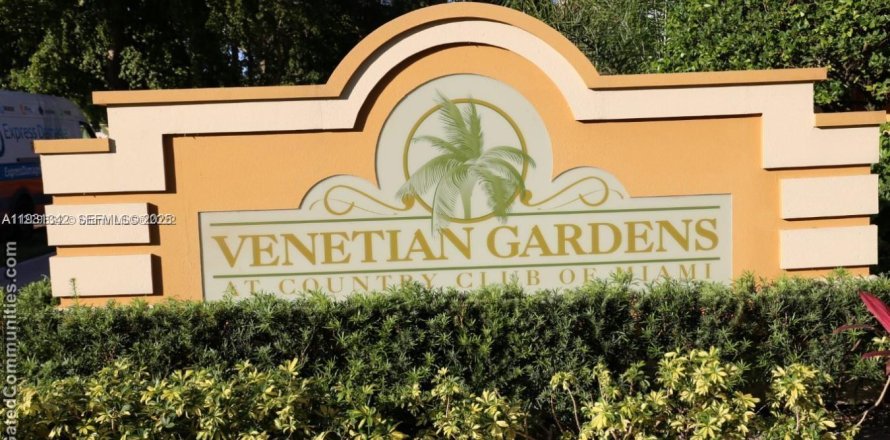 Кондоминиум с 1 спальней в Хайалиа, Флорида № 1989990