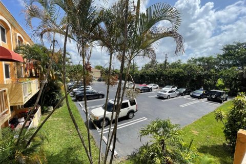 Снять в аренду кондоминиум в Хайалиа, Флорида 1 спальня, 87.61м2, № 1989990 - фото 12