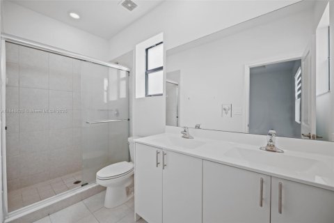 Townhouse in Homestead, Florida 3 bedrooms, 123.37 sq.m. № 1847802 - photo 17