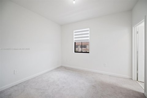 Townhouse in Homestead, Florida 3 bedrooms, 123.37 sq.m. № 1847802 - photo 21