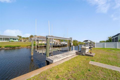 Villa ou maison à vendre à Port Charlotte, Floride: 3 chambres, 165.37 m2 № 1515598 - photo 8