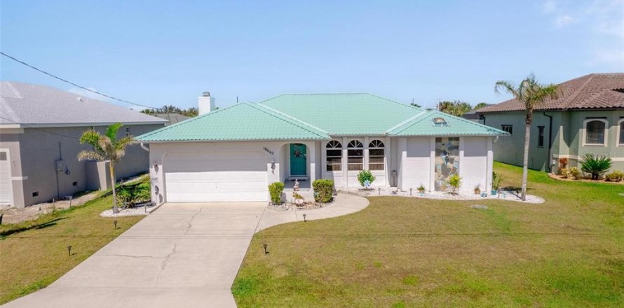 Villa ou maison à Port Charlotte, Floride 3 chambres, 165.37 m2 № 1515598
