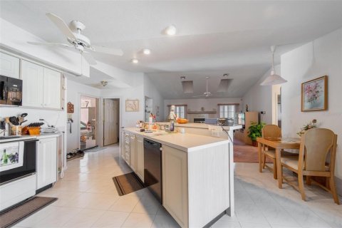 Villa ou maison à vendre à Port Charlotte, Floride: 3 chambres, 165.37 m2 № 1515598 - photo 17