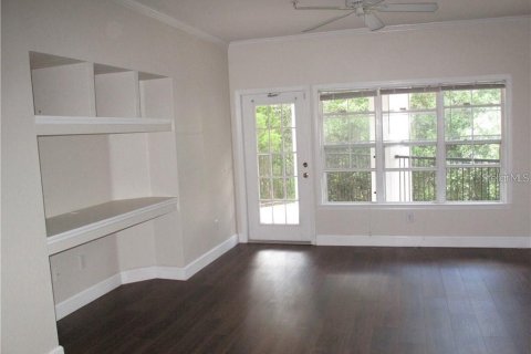 Condo in Orlando, Florida, 2 bedrooms  № 1802388 - photo 2