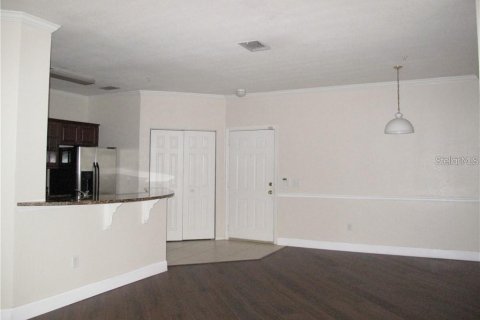 Condo in Orlando, Florida, 2 bedrooms  № 1802388 - photo 5