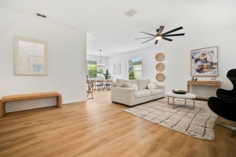 Casa en venta en Valrico, Florida, 5 dormitorios, 260.78 m2 № 1904081 - foto 13
