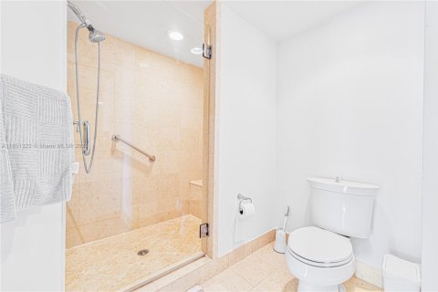 Condominio en alquiler en Aventura, Florida, 2 dormitorios, 116.78 m2 № 1891626 - foto 18