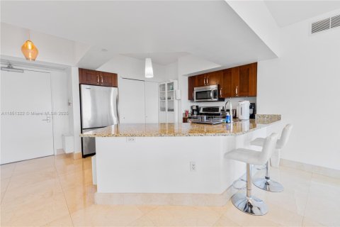 Condominio en alquiler en Aventura, Florida, 2 dormitorios, 116.78 m2 № 1891626 - foto 22