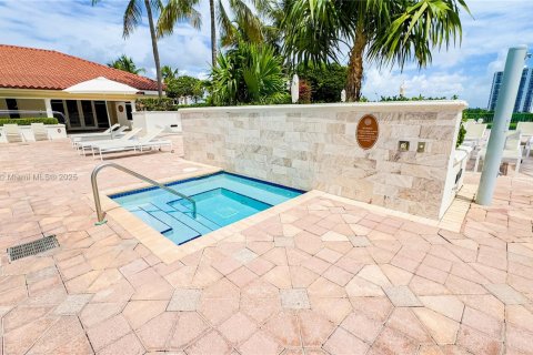 Condominio en alquiler en Aventura, Florida, 2 dormitorios, 116.78 m2 № 1891626 - foto 25