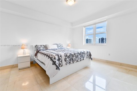 Condominio en alquiler en Aventura, Florida, 2 dormitorios, 116.78 m2 № 1891626 - foto 10