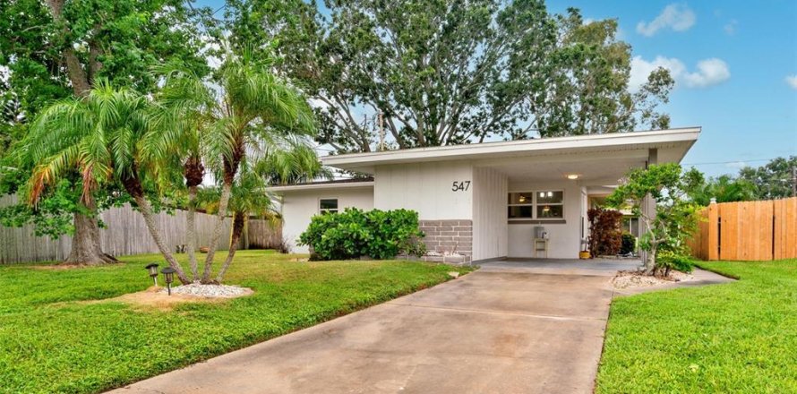 Villa ou maison à Dunedin, Floride 2 chambres, 103.77 m2 № 1913130